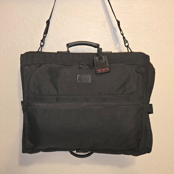 Vintage TUMI Tri-Fold Black Ballistic Nylon Carry-On Hanging Garment Bag - Picture 1 of 5
